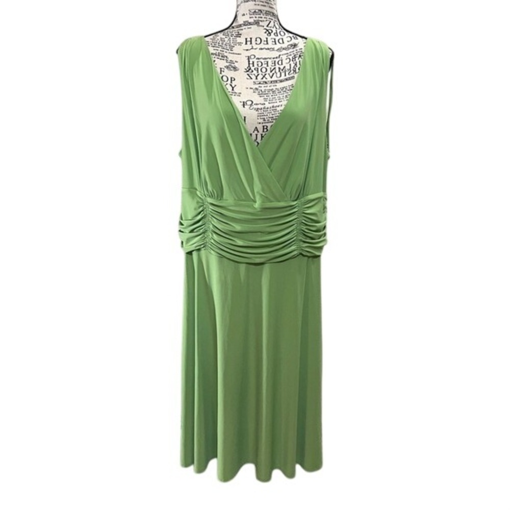 Scarlett Lime Green Ruched Midi‎ Dress